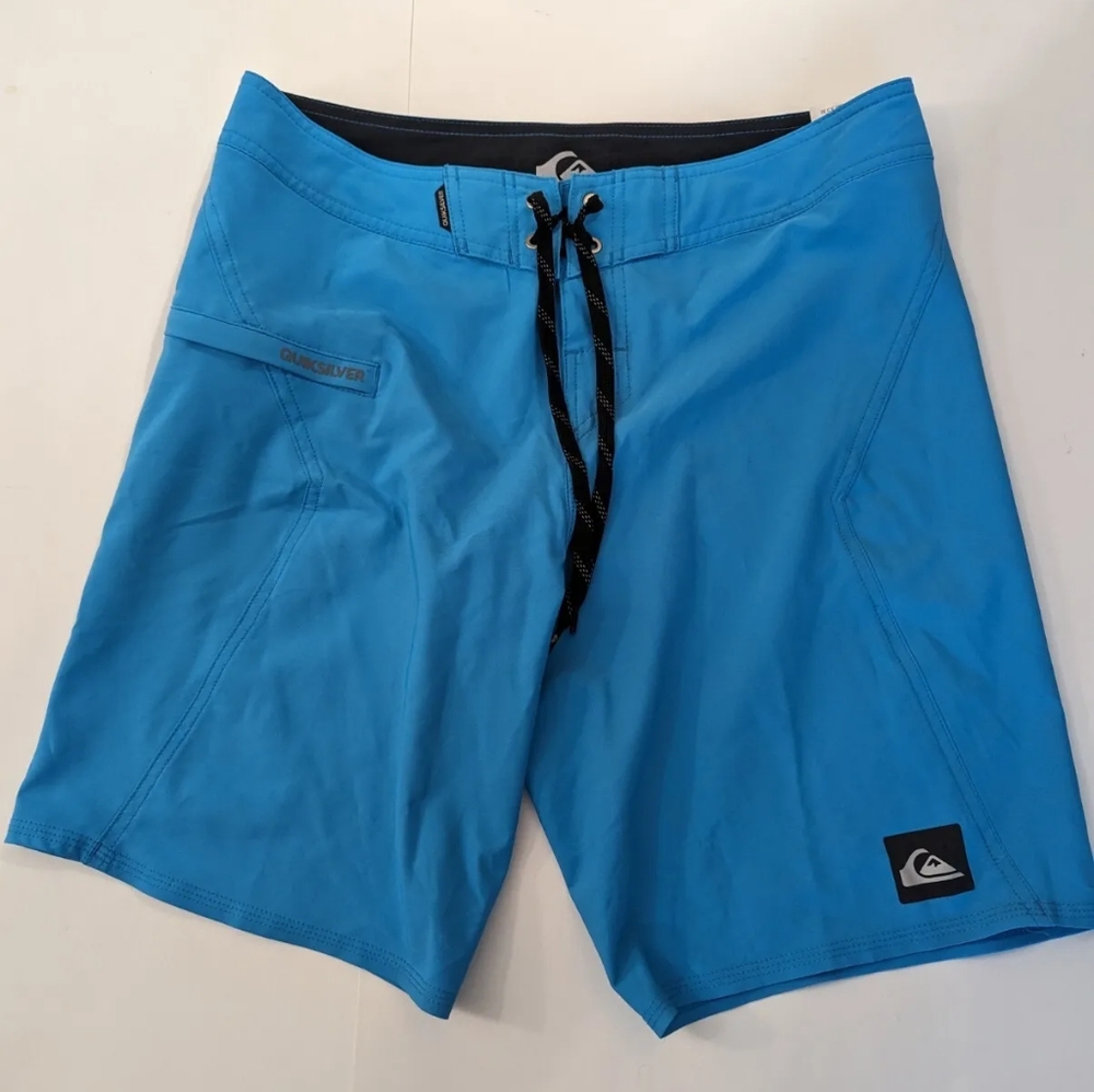 QUIKSILVER size 30 - BOARD SHORTS 114199 - New without tags - Blue